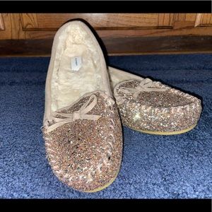 Sequined moccasin slip on shoes w/ fur on the inside